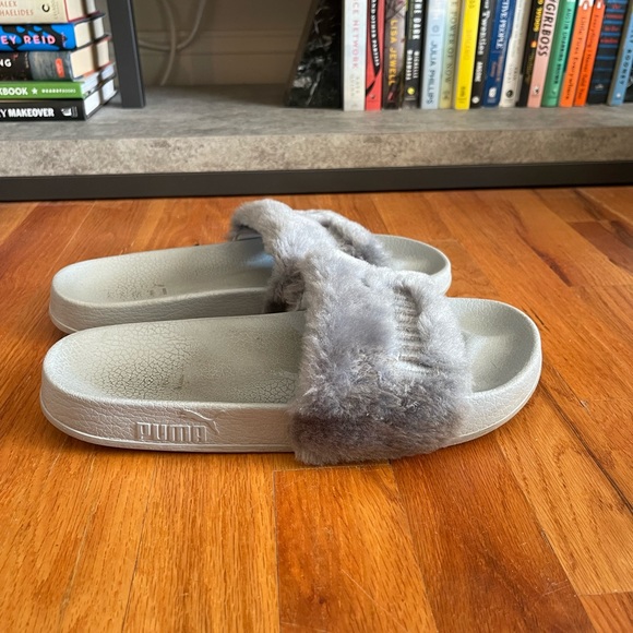 Fenty X Puma Leadcat Fur Slides - Picture 6 of 6